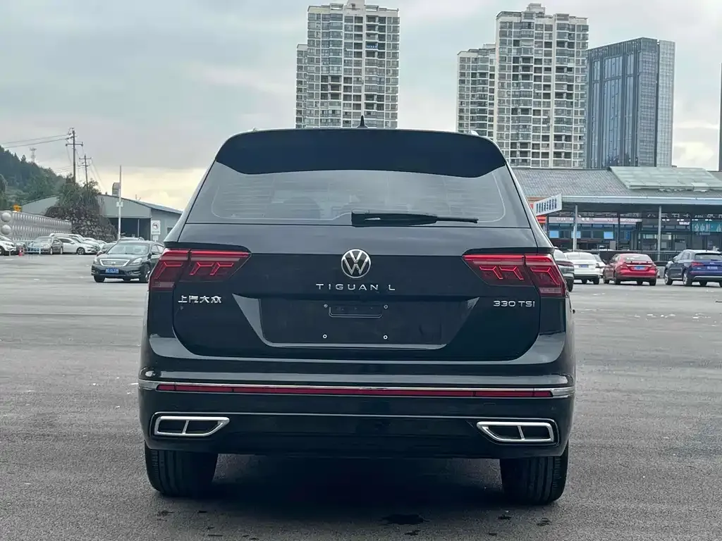 Volkswagen Tiguan L — фото 5