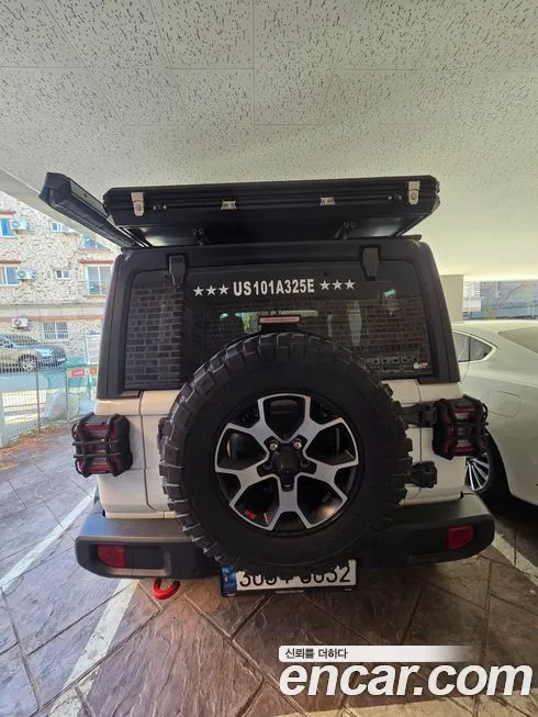 Jeep Wrangler — фото 2
