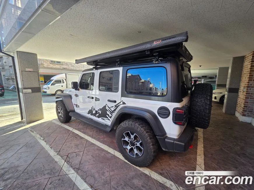 Jeep Wrangler — фото 4