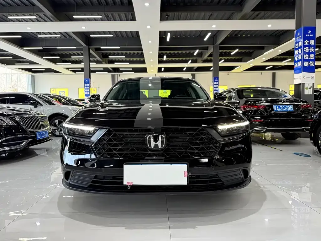 Honda Accord — фото 2