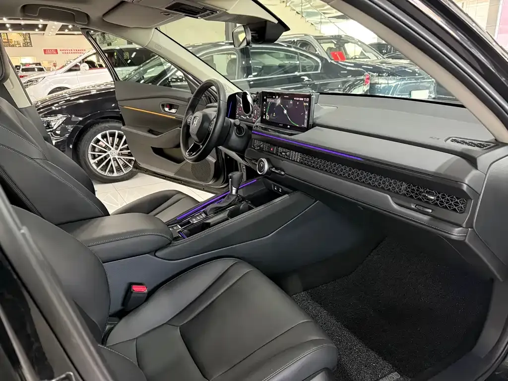 Honda Accord — фото 5