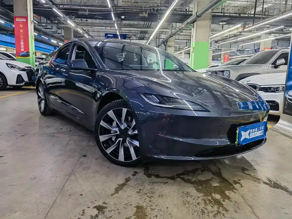 Tesla Model 3 — фото 3