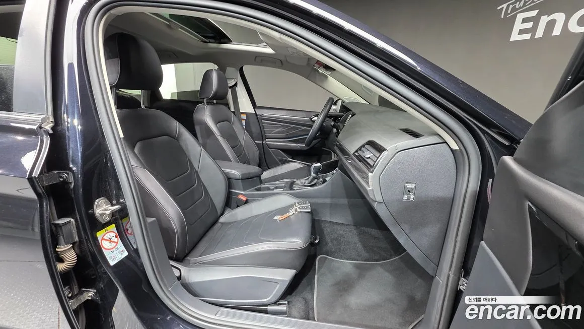 Volkswagen Jetta 2023 из KR, фото 10