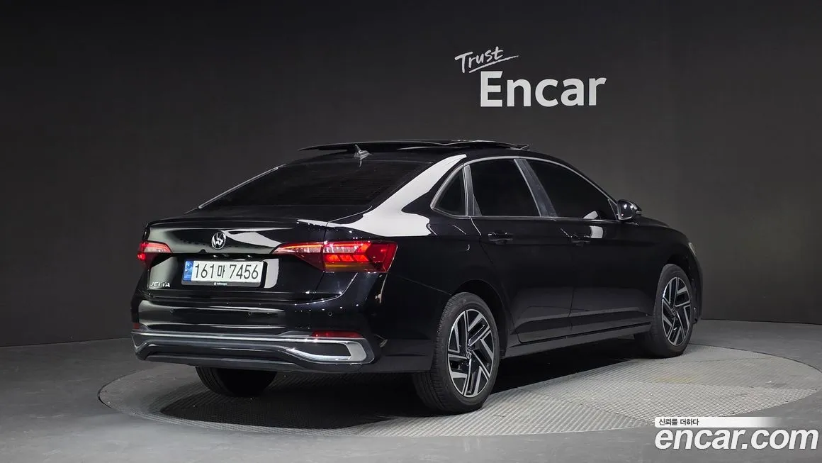Volkswagen Jetta 2023 из KR, фото 2