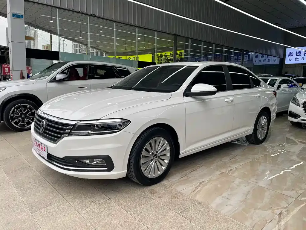 Volkswagen Lavida 2022 из CN, фото 1