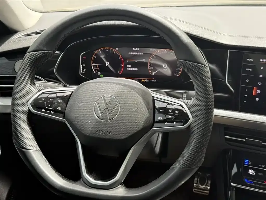Volkswagen Passat — фото 8