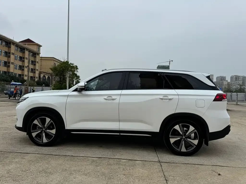 Changan X7 PLUS — фото 10