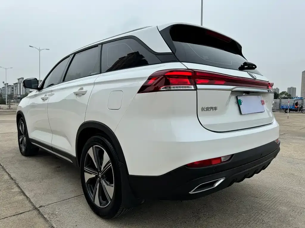 Changan X7 PLUS — фото 8
