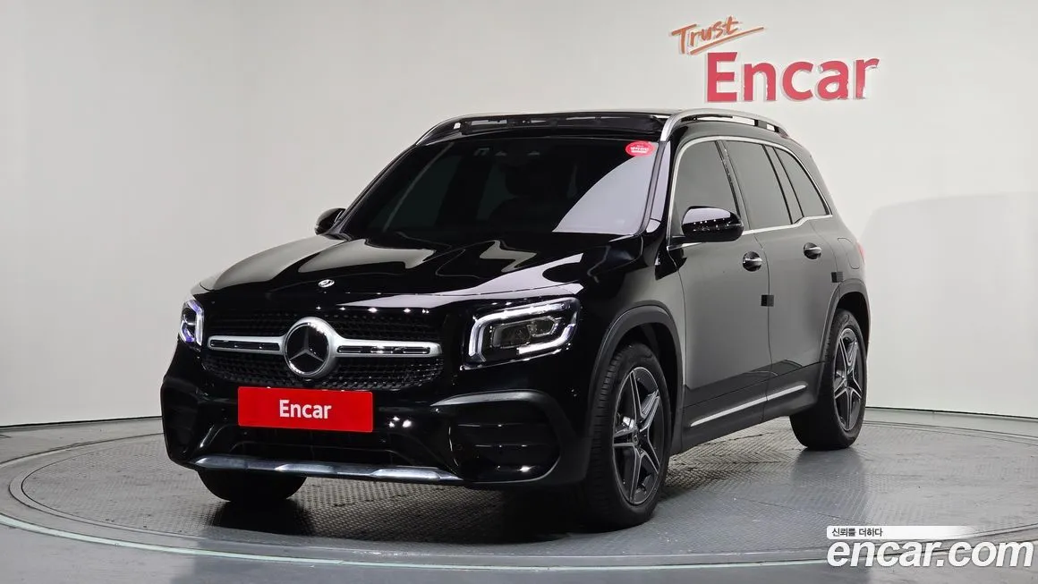 Mercedes-Benz GLB-Class — фото 1