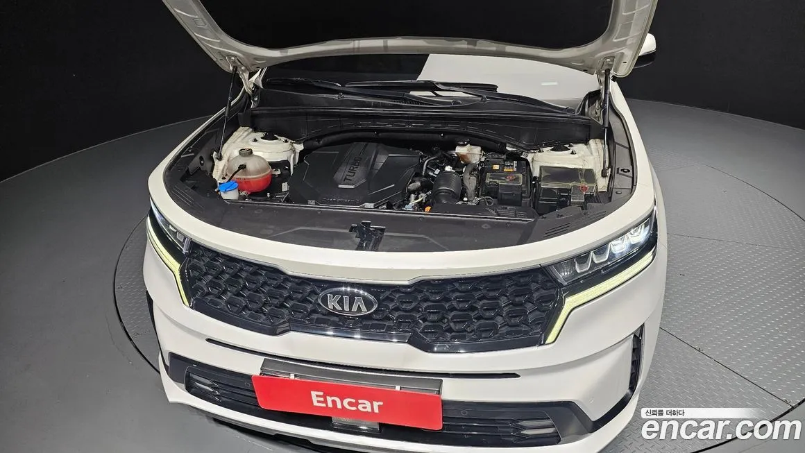Kia Sorento — фото 6