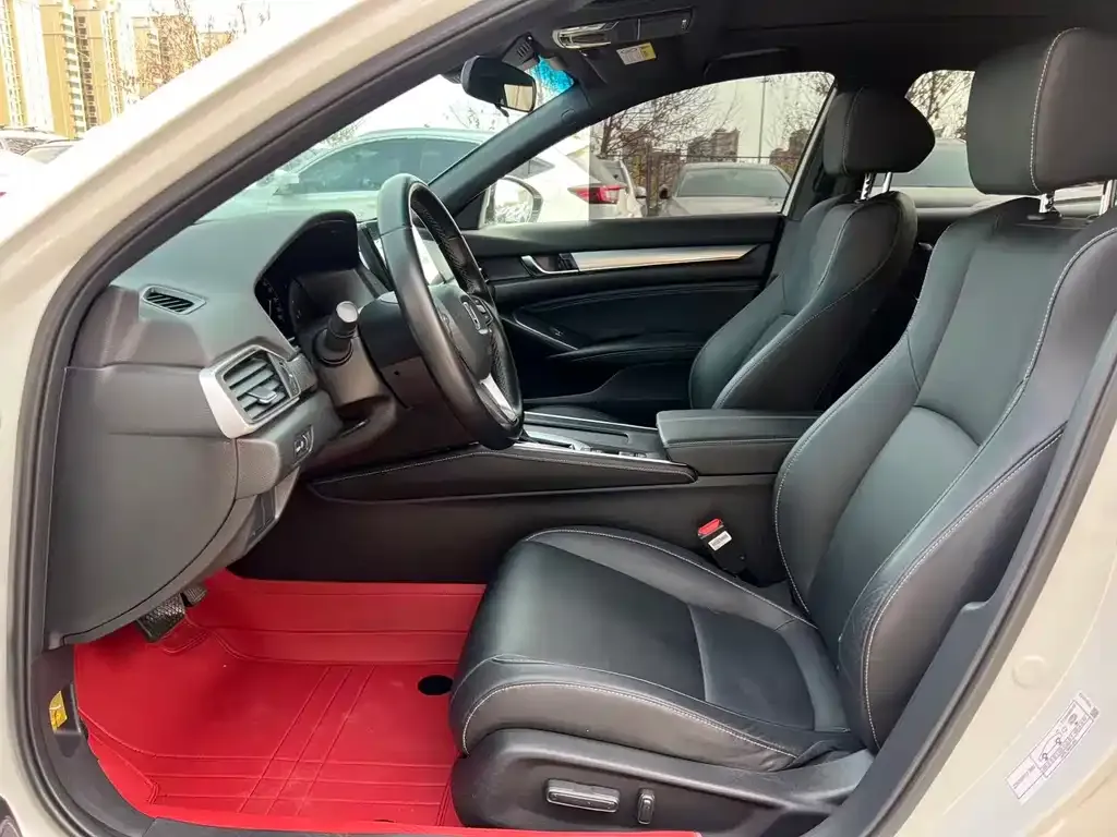 Honda Inspire — фото 6