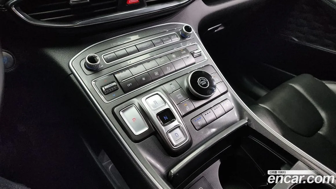 Hyundai Santafe — фото 9