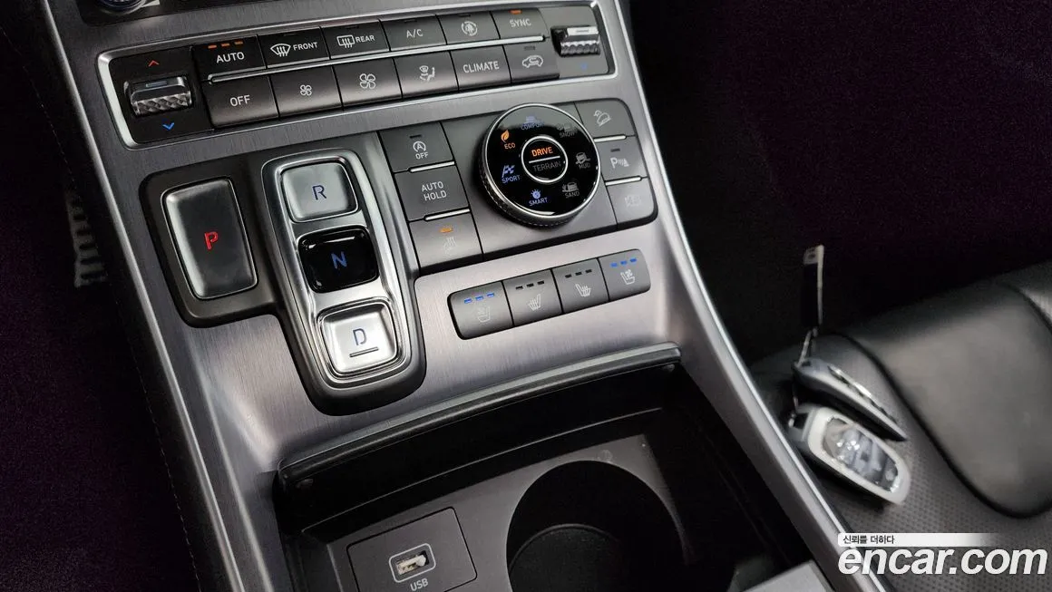 Hyundai Santafe — фото 9