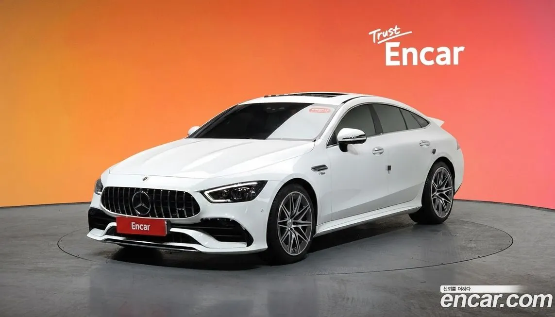 Mercedes-Benz AMG GT — фото 1