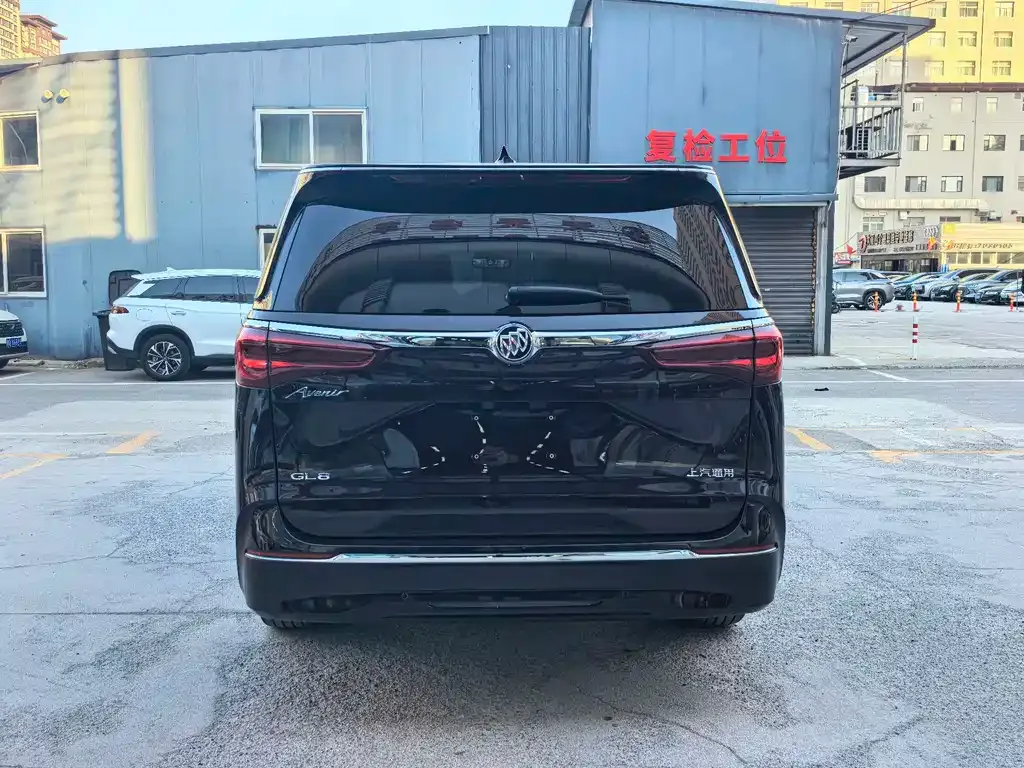 Buick GL8 2021 из CN, фото 4