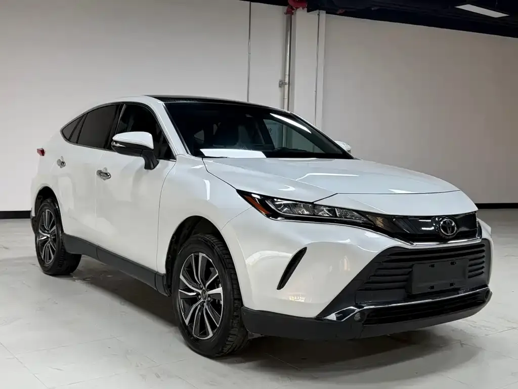 Toyota Harrier 2021 из CN, фото 3