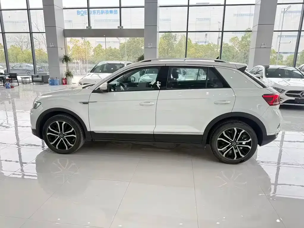 Volkswagen T-Roc 2022 из CN, фото 9