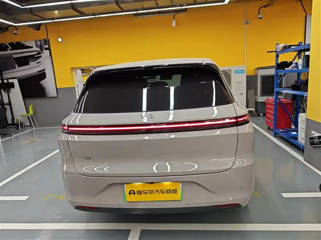 Li Auto L6 2024 из CN, фото 6