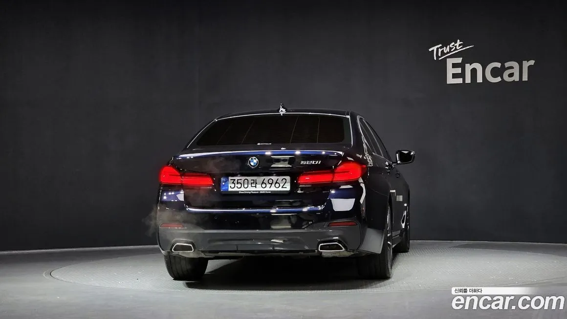 BMW 5-Series — фото 4