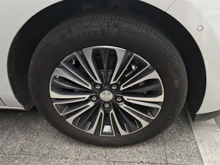 Buick GL8 2022 из CN, фото 6