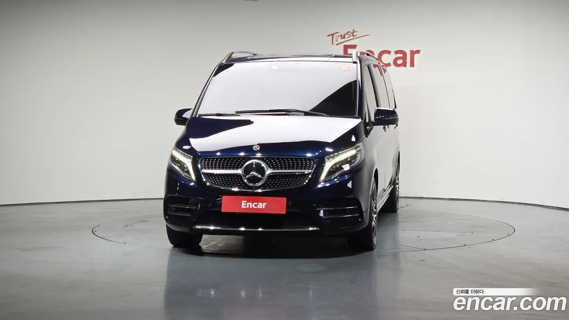 Mercedes-Benz V-Class 2022 из KR, фото 3