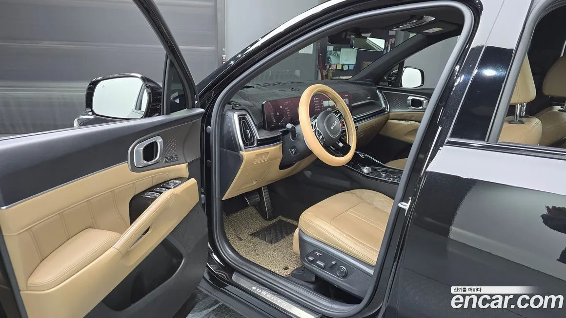 Kia Sorento — фото 10
