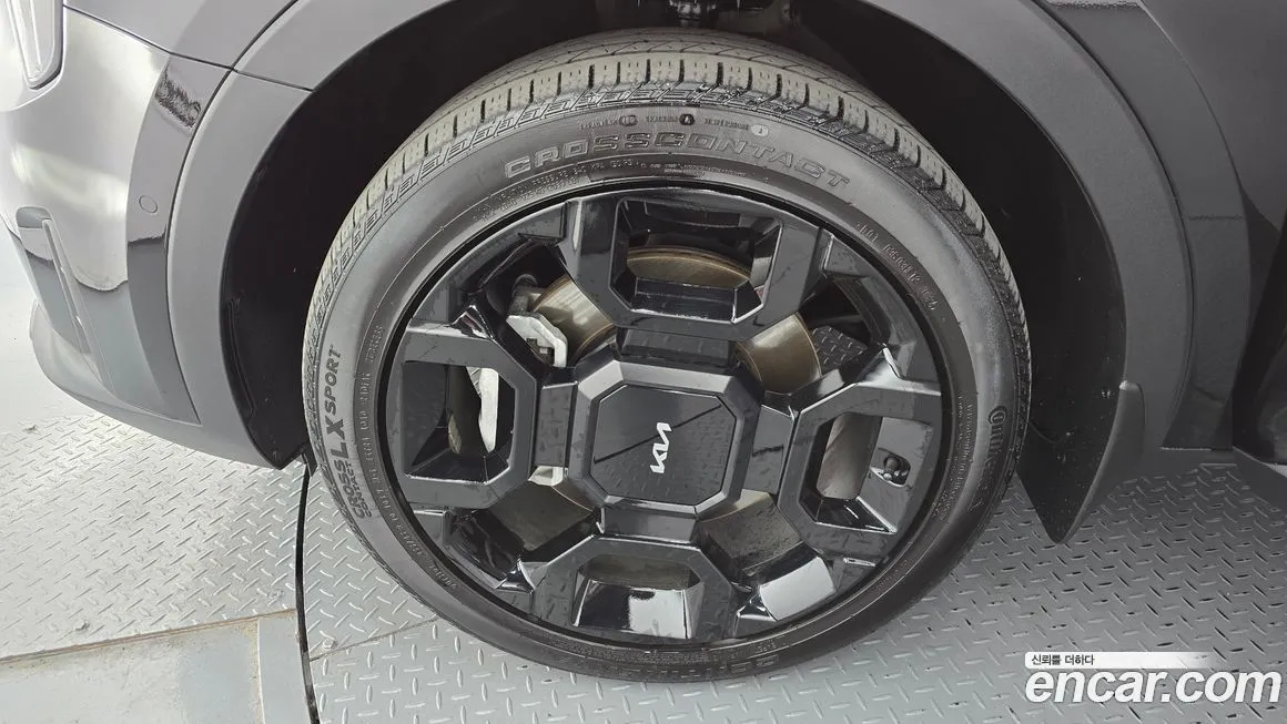 Kia Sorento — фото 5