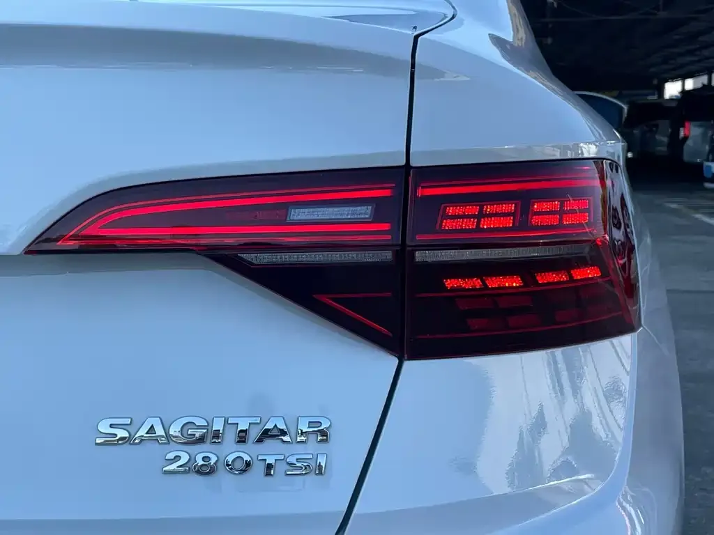 Volkswagen Sagitar 2022 из CN, фото 10