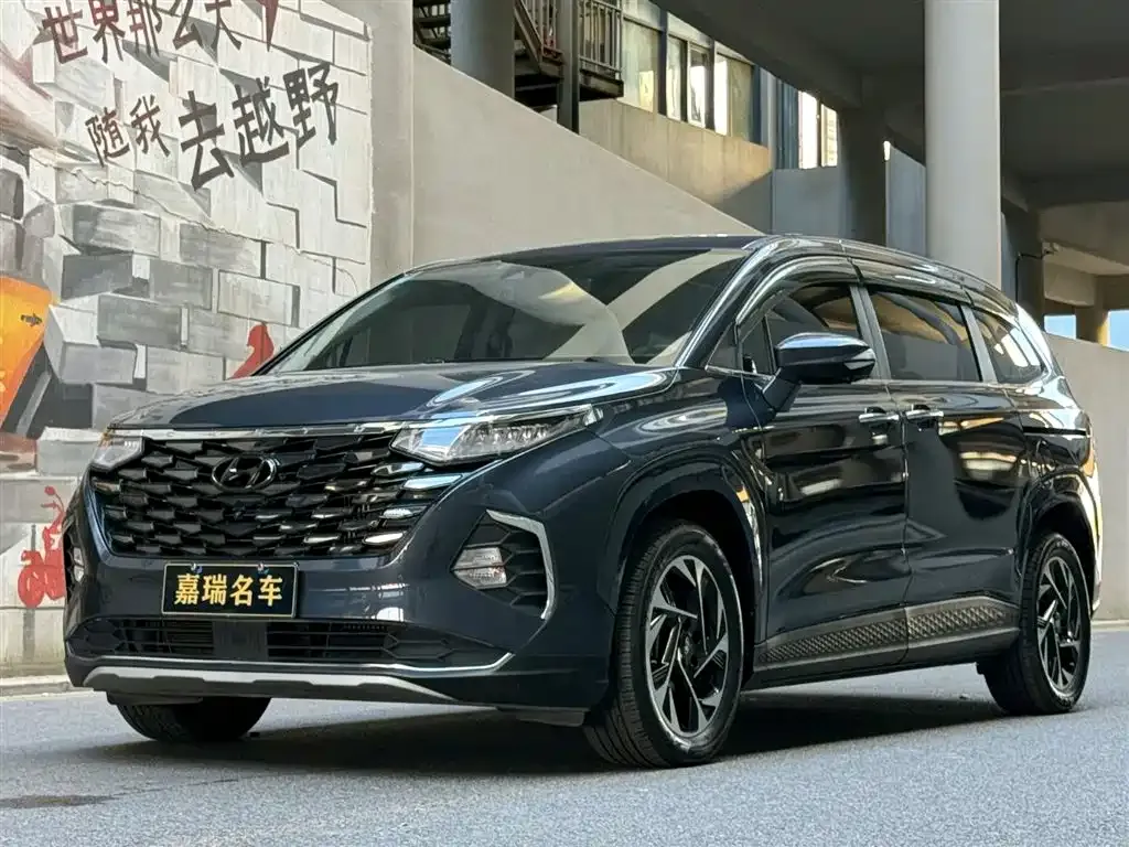 Hyundai Custo — фото 1