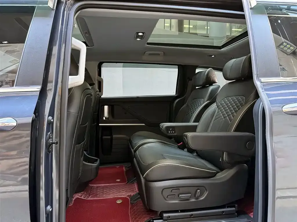 Hyundai Custo — фото 10