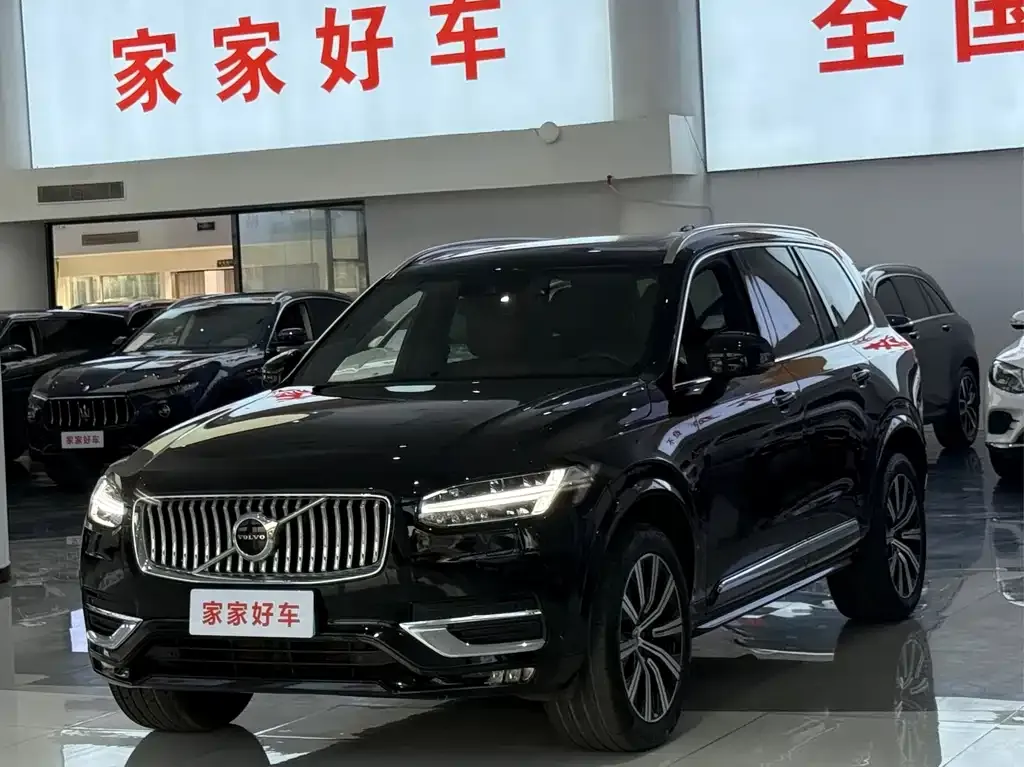 Volvo XC90 — фото 1
