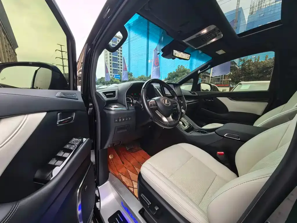 Lexus LM 2021 из CN, фото 7