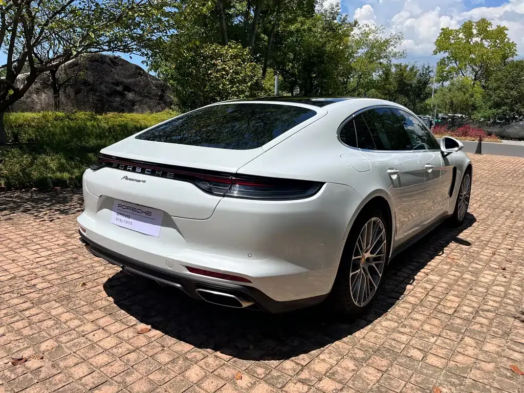 Porsche Panamera — фото 3