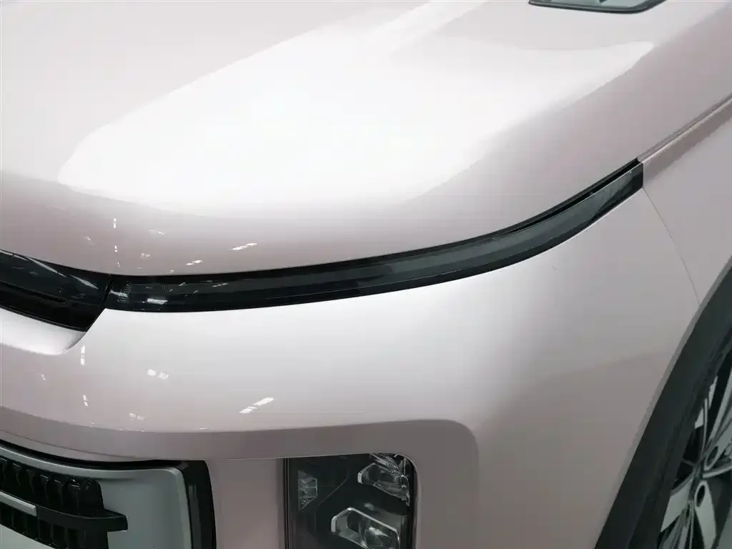 Geely Icon — фото 7