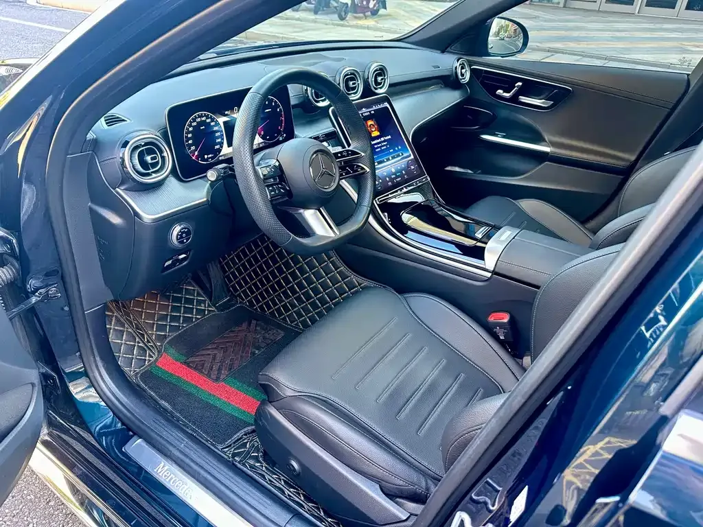 Mercedes-Benz C-Class — фото 9