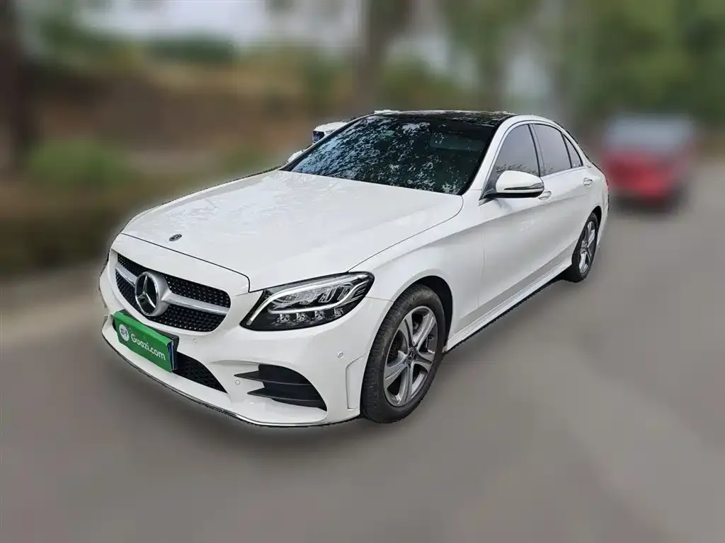 Mercedes-Benz C-Class — фото 1