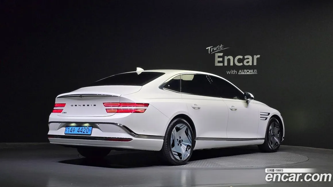 Genesis G80 — фото 2
