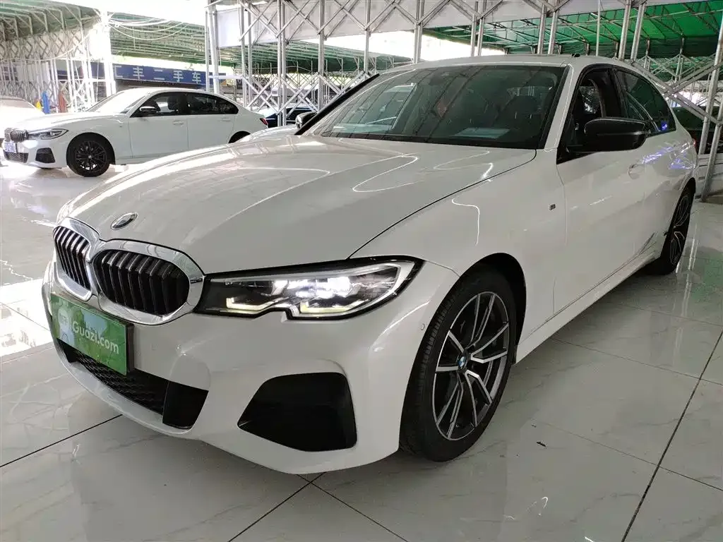 BMW 3 Series — фото 1