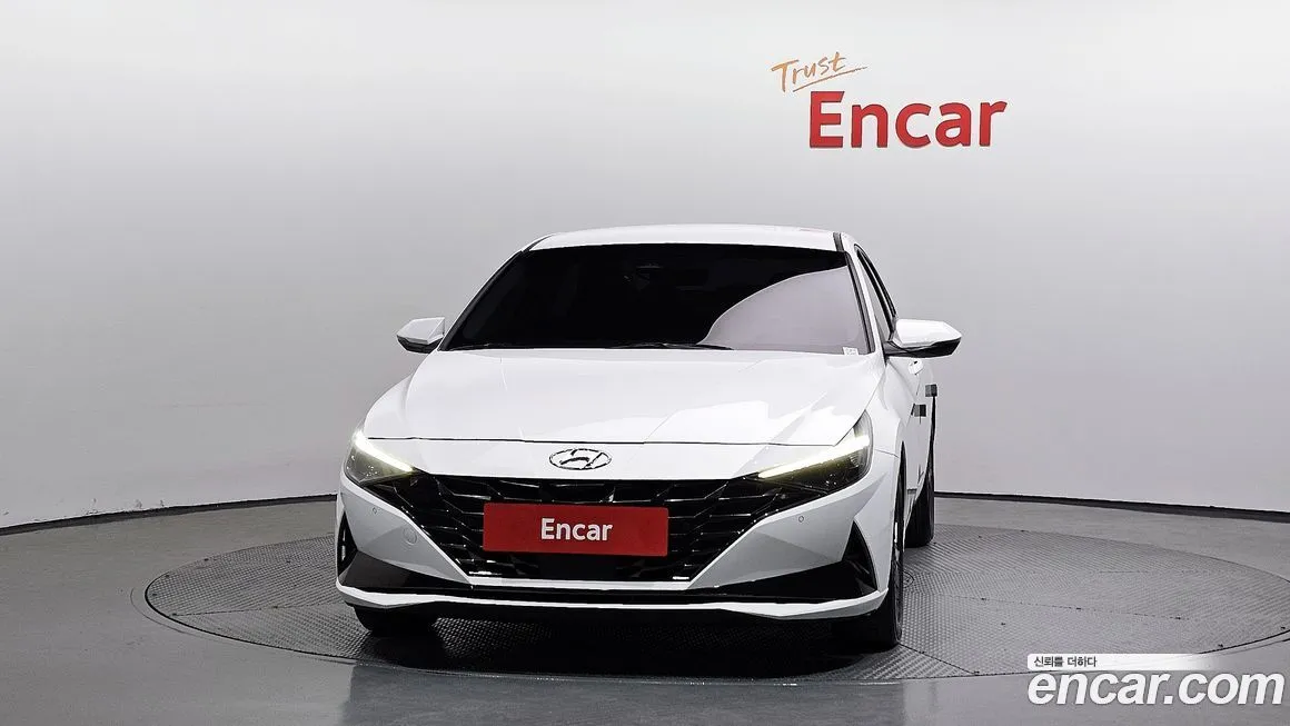 Hyundai AVANTE — фото 3