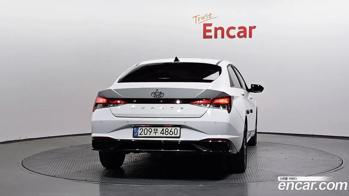 Hyundai AVANTE — фото 4