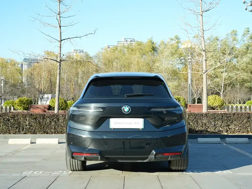 BMW iX M60 2025 из CN, фото 6