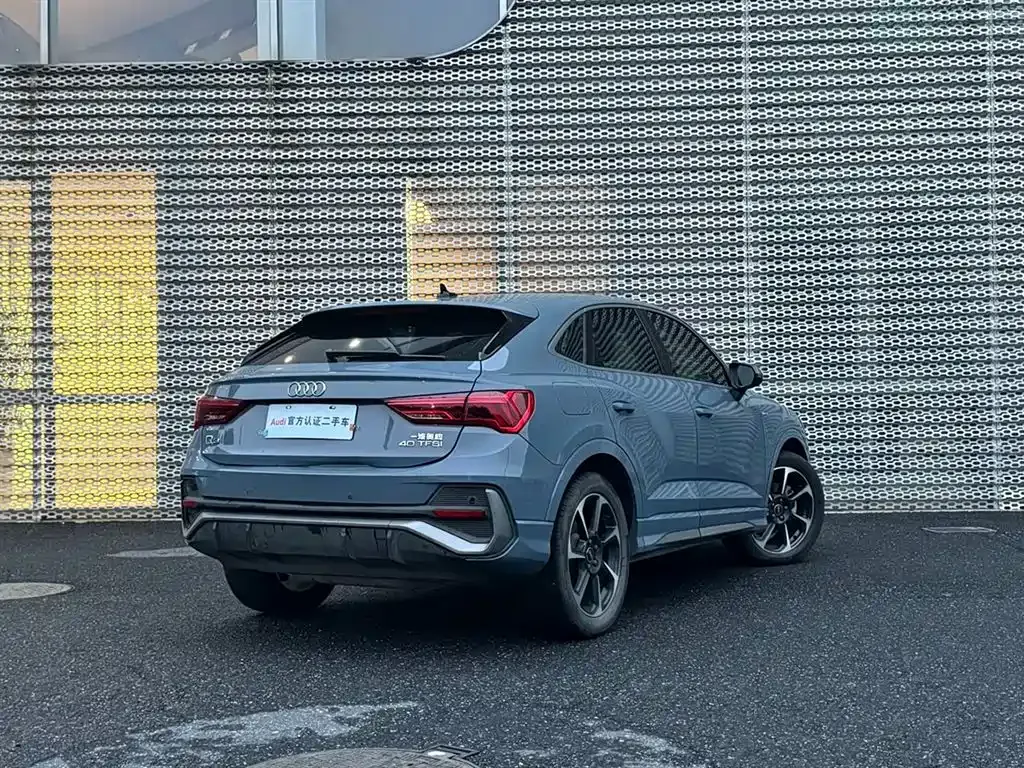 Audi Q3 Sportback 2023 из CN, фото 7