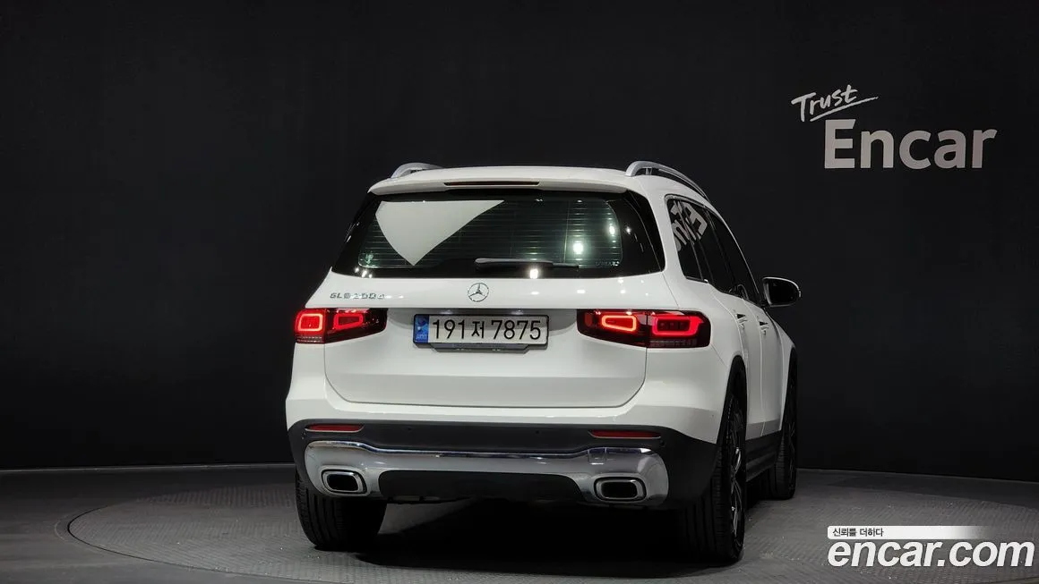 Mercedes-Benz GLB-Class — фото 4