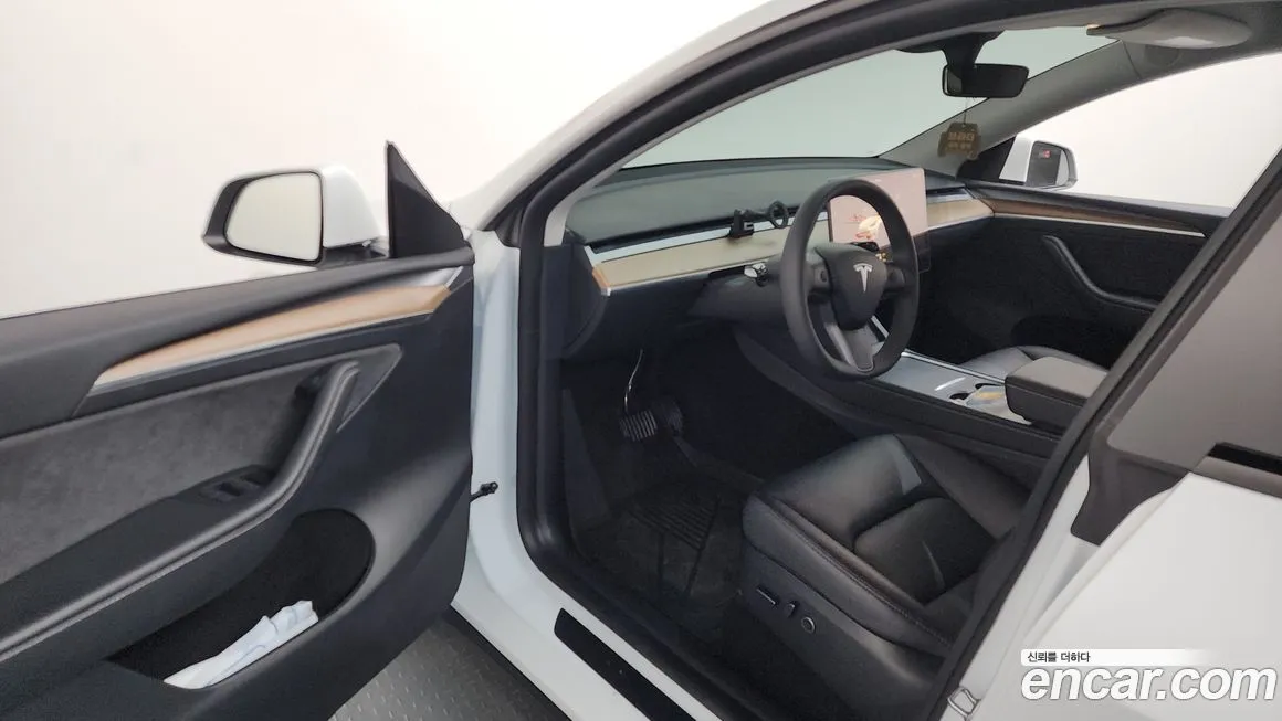 Tesla Model Y 2024 из KR, фото 10