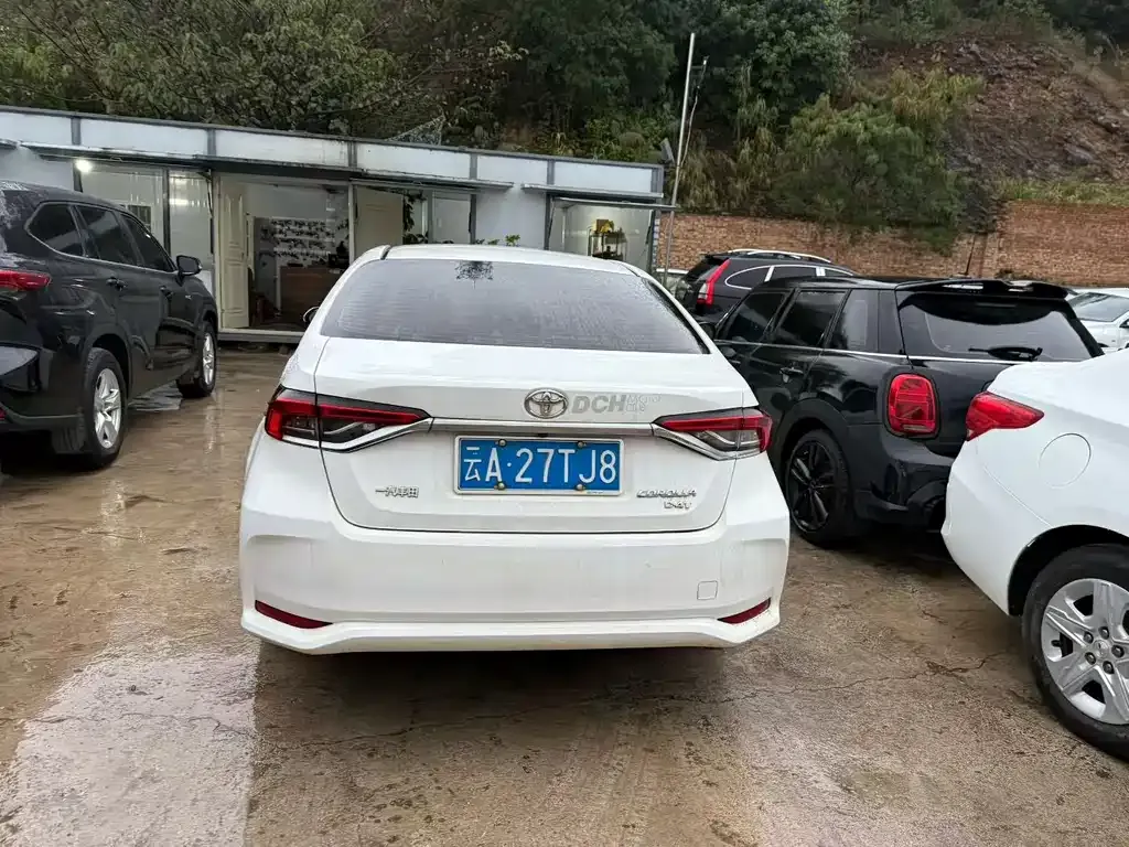 Toyota Corolla 2023 из CN, фото 8