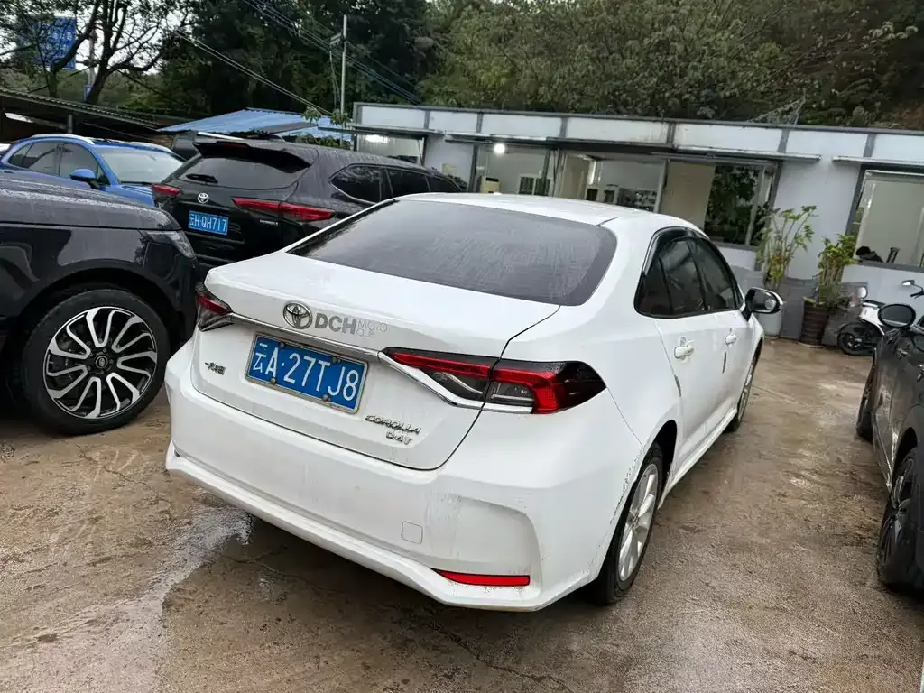 Toyota Corolla 2023 из CN, фото 9