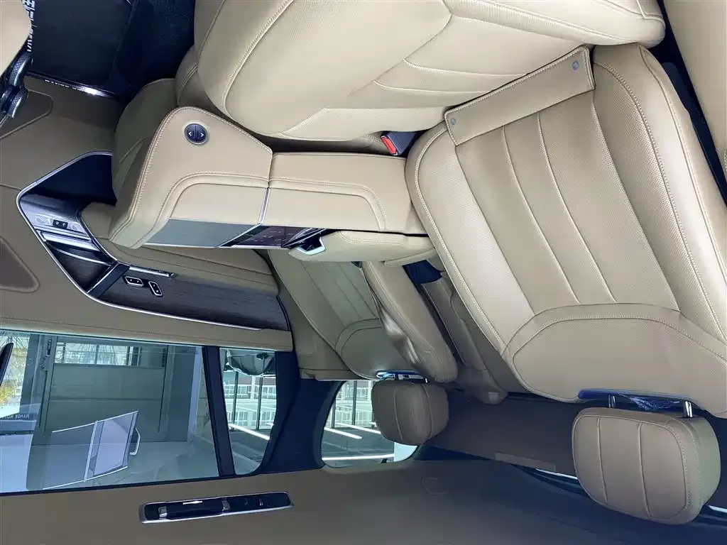 Land Rover Range Rover — фото 10