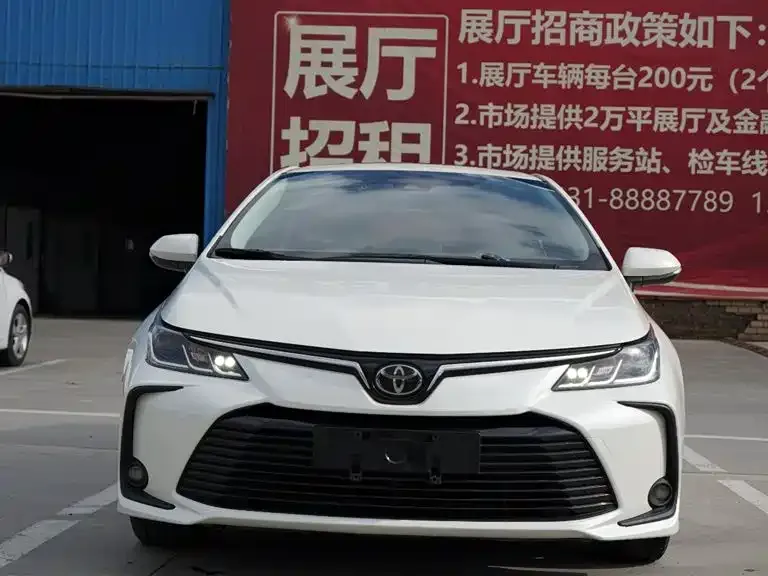 Toyota Corolla — фото 2