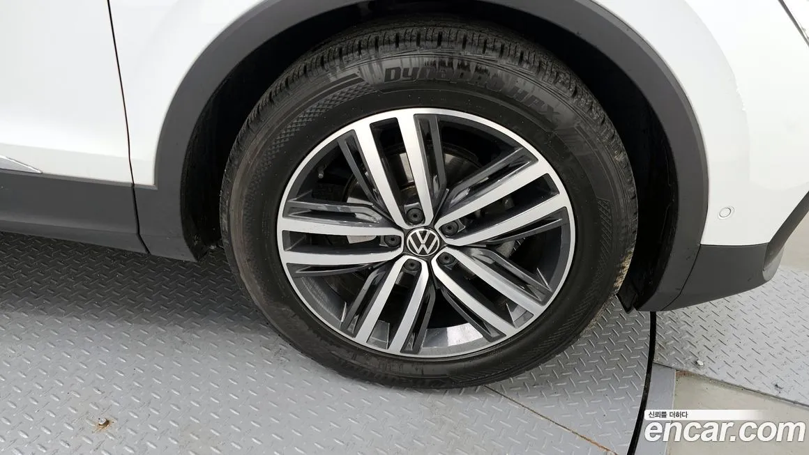 Volkswagen Tiguan 2021 из KR, фото 5