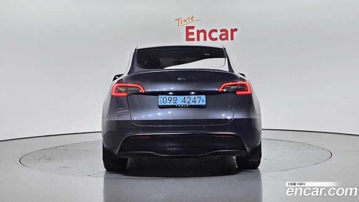Tesla Model Y 2024 из KR, фото 4